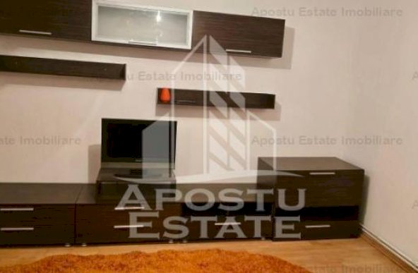 Apartament 4 camere,centrala proprie,zona Circumvalatiunii