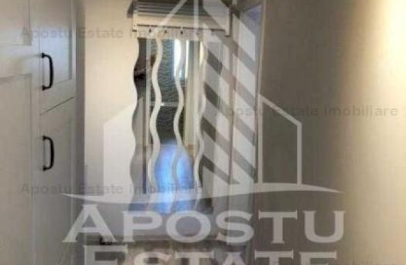 Apartament 2 camere, garaj subteran, Soarelui