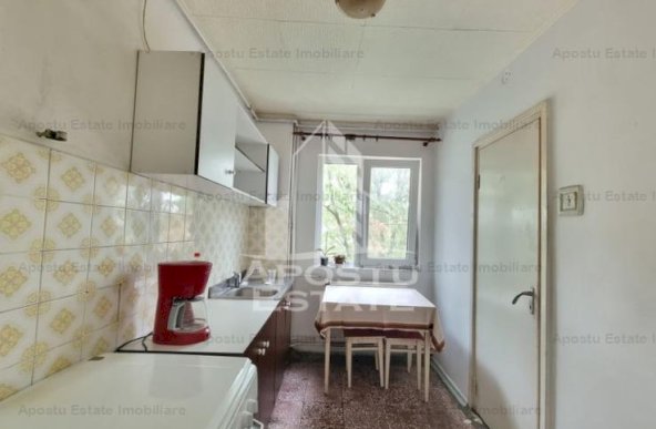 Apartament 2 camere, centrala proprie, etaj intermediar, Iulius Mall