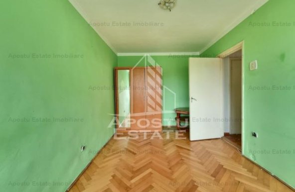 Apartament 2 camere, centrala proprie, etaj intermediar, Iulius Mall