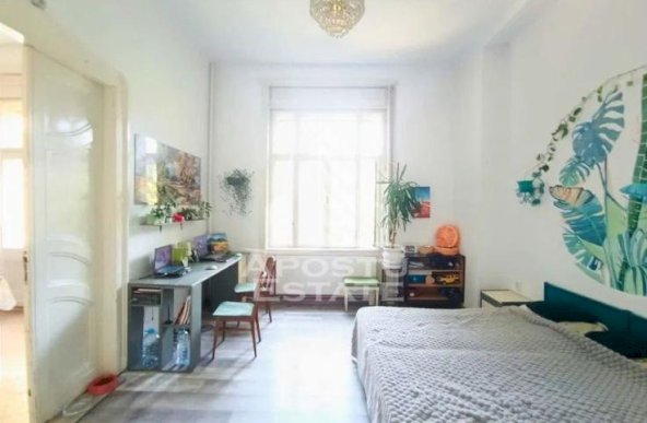 Apartament spatios si luminos etaj intermediar in Piata Victoriei