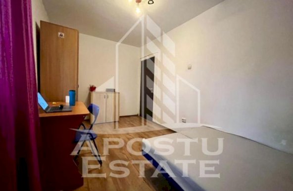 Apartament 2 camere,etaj1/4,in zona Liviu Rebeanu/Spitalul Judetean