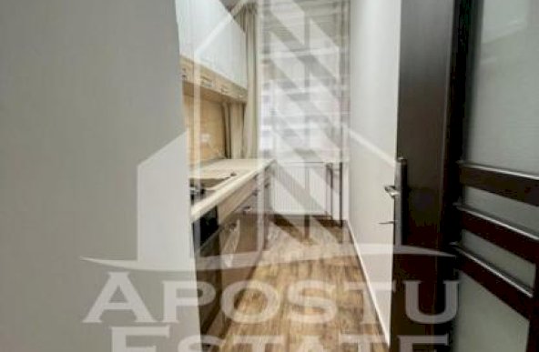 Apartament 2 camere,recent renovat,zona Spitalul Judetean