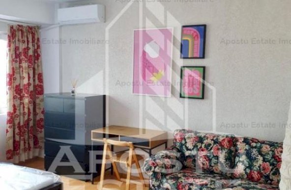 Apartament o camera, aer conditionat, langa VOX