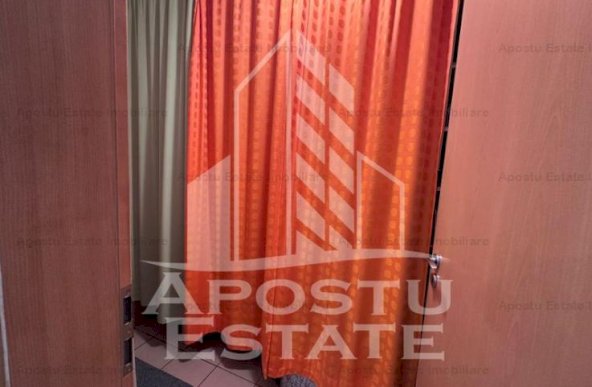 Duplex deosebit cu 5 camere, situat într-o zonă liniștită și exclusiv