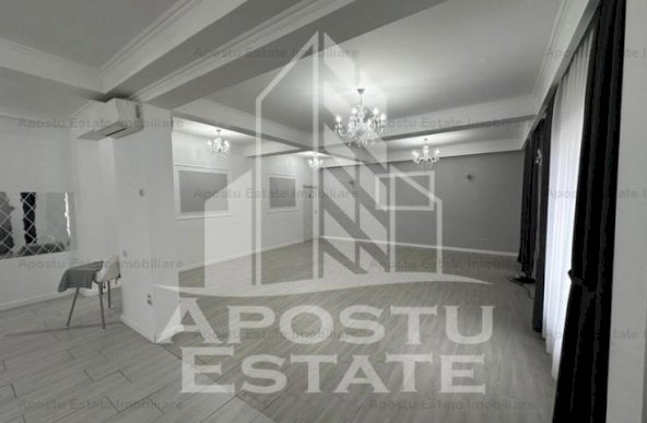 Proprietate unica 6 Dormitoare, 900 mp Curte, 15 Locuri Parcare