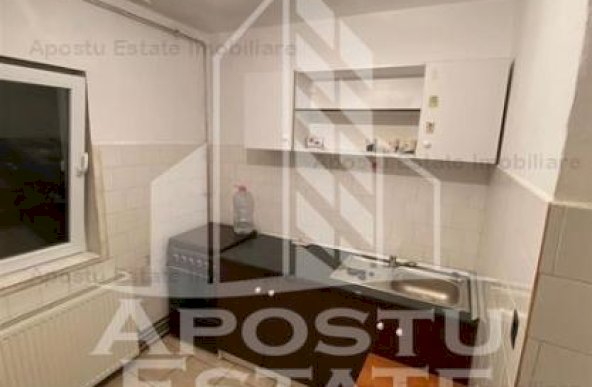 Apartament cu 3 camere 2 bai in zona Lipovei