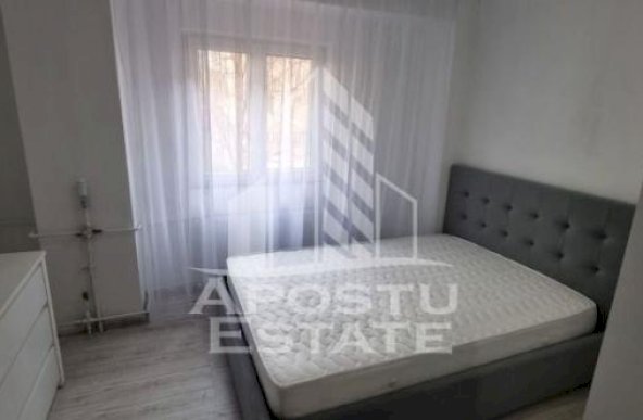 Apartament cu 2 camere,semidecomandat,renovat,Dambovita