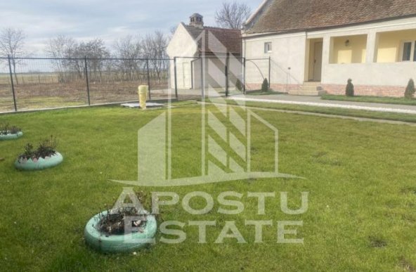 Casa renovată in Bazos cu teren 2413 mp