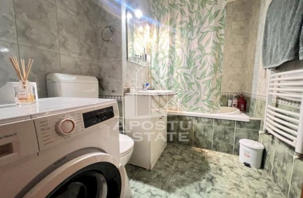 Apartament cu 2 camere, etajul 1, centrala proprie, zona Lunei