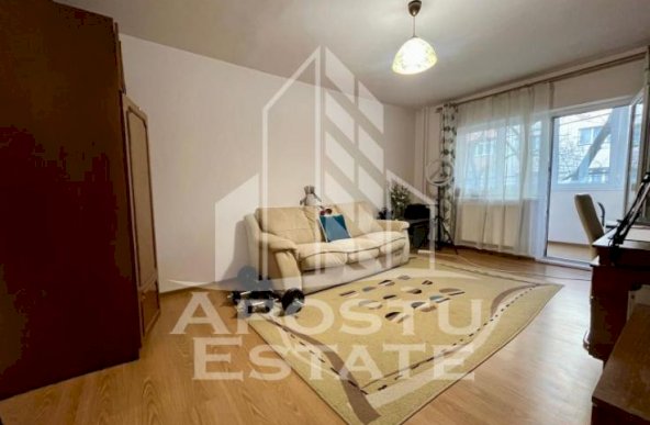 Apartament 2 camere,decomandat,zona Dorobantilor