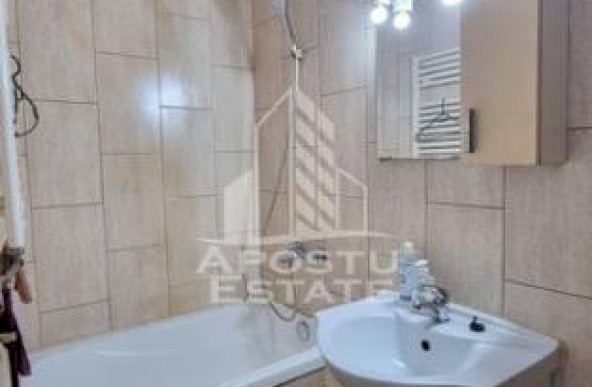 Apartament cu 1 camera, bloc anvelopat, zona Bucovina