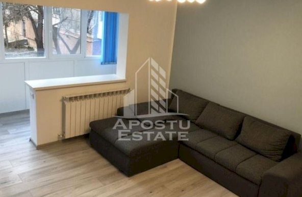 Apartament cu 3 camere decomandat  in zona Complexului Studentesc