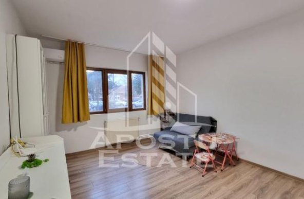 Garsoniera spatioasa in bloc de apartamente,  zona Calea Aradului