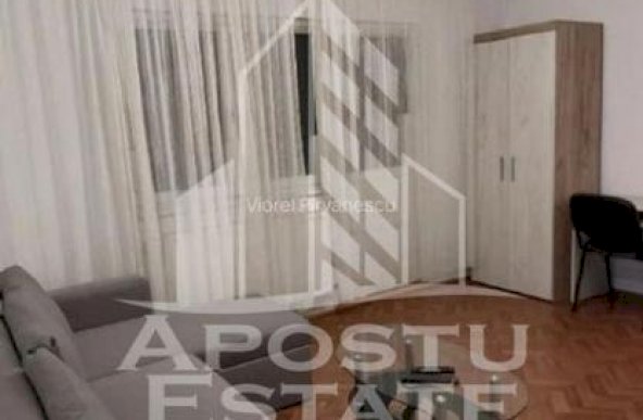 Apartament cu 3 camere, 2 bai, Centrala Proprie, Compelex Studentesc