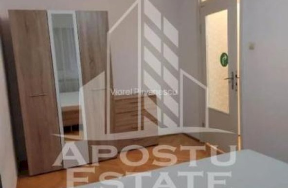 Apartament cu 3 camere, 2 bai, Centrala Proprie, Compelex Studentesc