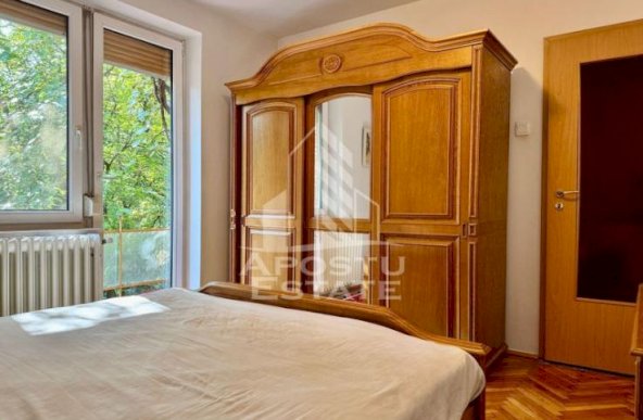 Apartament 2 camere,semidecomandat in zona Medicinei