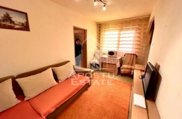 Apartament cu 2 camere in zona Sagului, bloc anvelopat