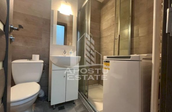 Apartament cu 3 camere, centrala proprie,renovat complet, zona Sagului