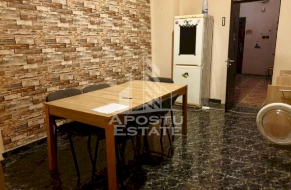 Apartament 2 camere, centrala proprie si clima, Fabric