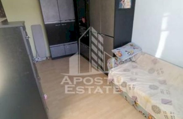 Apartament cu 2 camere in zona Girocului