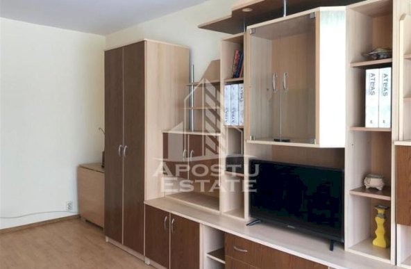 Apartament de inchiriat 2 camere decomandat, Soarelui