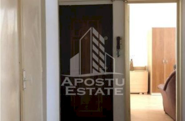 Apartament de inchiriat 2 camere decomandat, Soarelui