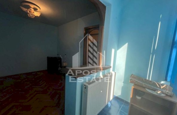 Apartament cu 2 camere, semidecomandat,  etaj intemediar, Sagului