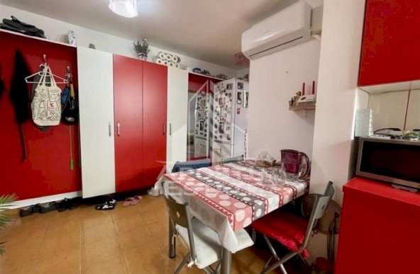 Apartament cu 2 camere centrala proprie zona Girocului