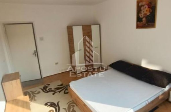 Apartament 2 camere, centrala propie, zona Complex