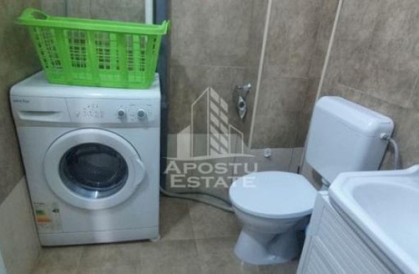 Apartament 2 camere, centrala propie, zona Complex