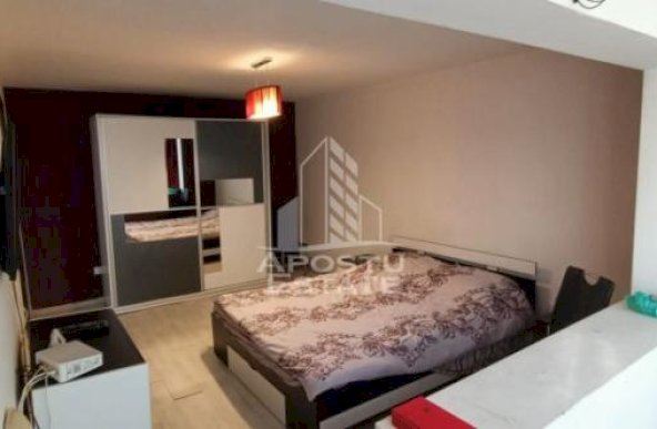 Apartament 1 camera, centrala propie, zona Steaua/Sagului