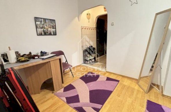 Apartament cu 2 camere, zona Sagului