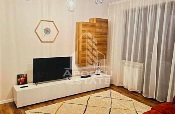 Apartament cu 2 camere semidecomandat Iulius Mall