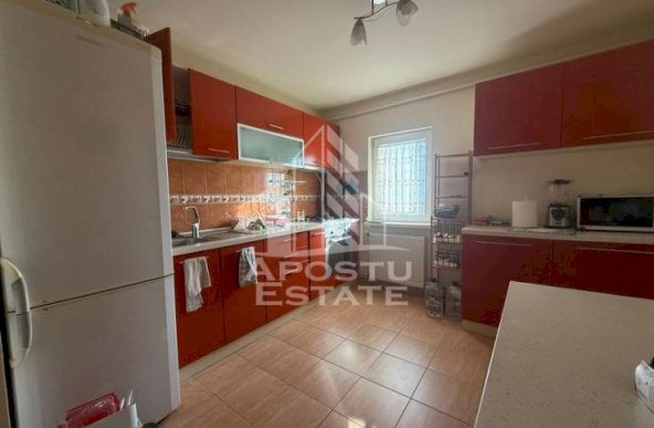 Apartament cu 2 camere , generos , zona Suarelui