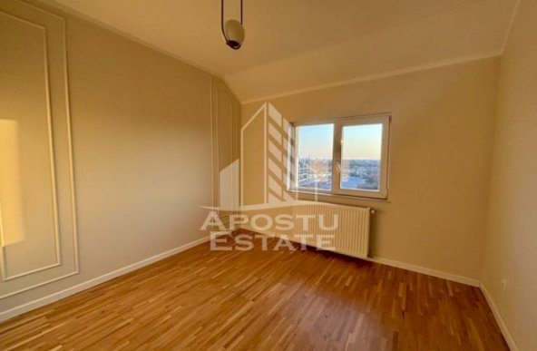 Apartament cu 4 camere in zona Dambovita cu pod amenajat, decomandat