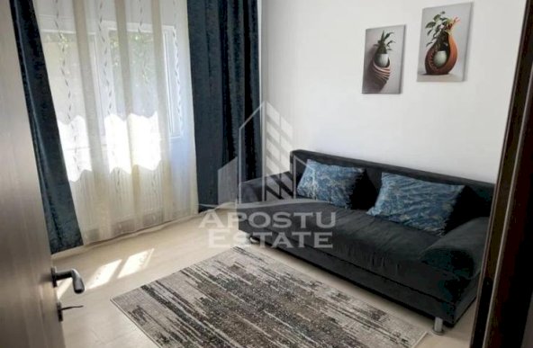 Apartament cu 3 camere, etajul 2, centrala proprie, zona Soarelui