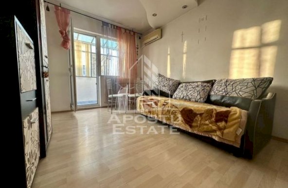 Apartament cu 2 camere, bloc izolat, zona Girocului