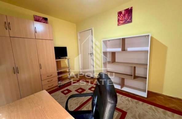 Apartament cu 2 camere, decomandat, langa Medicina, centrala proprie