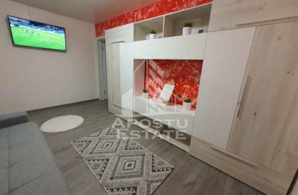 Apartament decomamdat,renovat,2 camere,Girocului