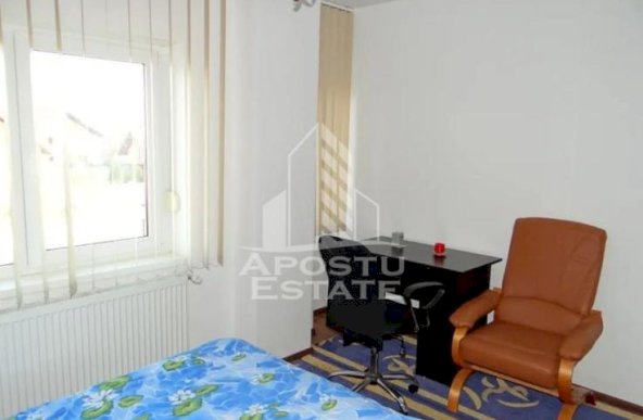 Apartament 2 camere ,loc de parcare ,zona Soarelui