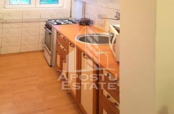 Apartament 2 camere, etaj intermediar, Sagului