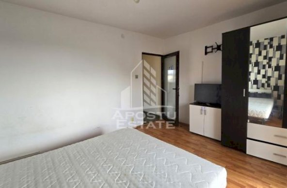 Apartament cu 2 camere si 2 balcoane, centrala proprie, zona Bucovina