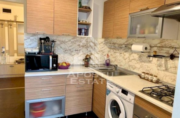 Apartament 2 camere , Spatios , zona Lipovei