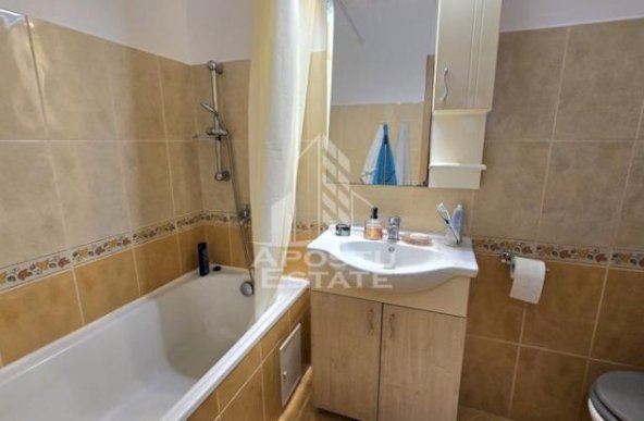 Apartament 1 camera, etaj intermediar, centrala proprie, zona Lipovei