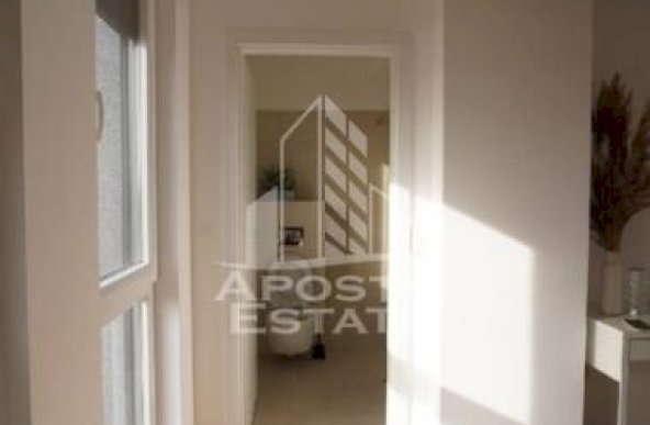 Apartament 2 camere, 2 bai, 2 locuri de parcare, Aradului