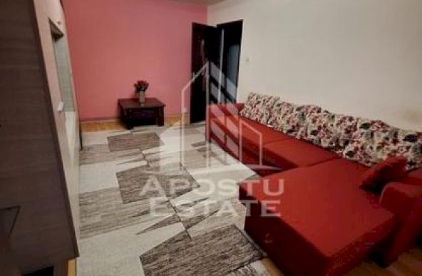 Apartament 3 camere, 2 bai , 2 balcoane in zona Soarelui