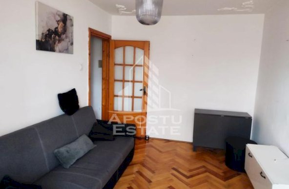 Apartament cu doua camere in zona Marasti, etaj intermediar