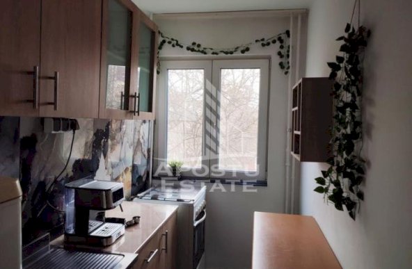 Apartament cu doua camere in zona Marasti, etaj intermediar