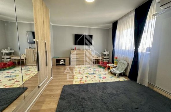 Apartament cu 2 camere, renovat, centrala proprie, zona Soarelui